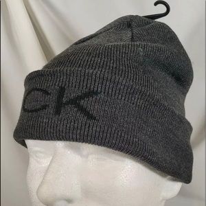 Calvin Klein Logo Cuff Beanie Warm Knit Hat, Charcoal 1Size CK200169C